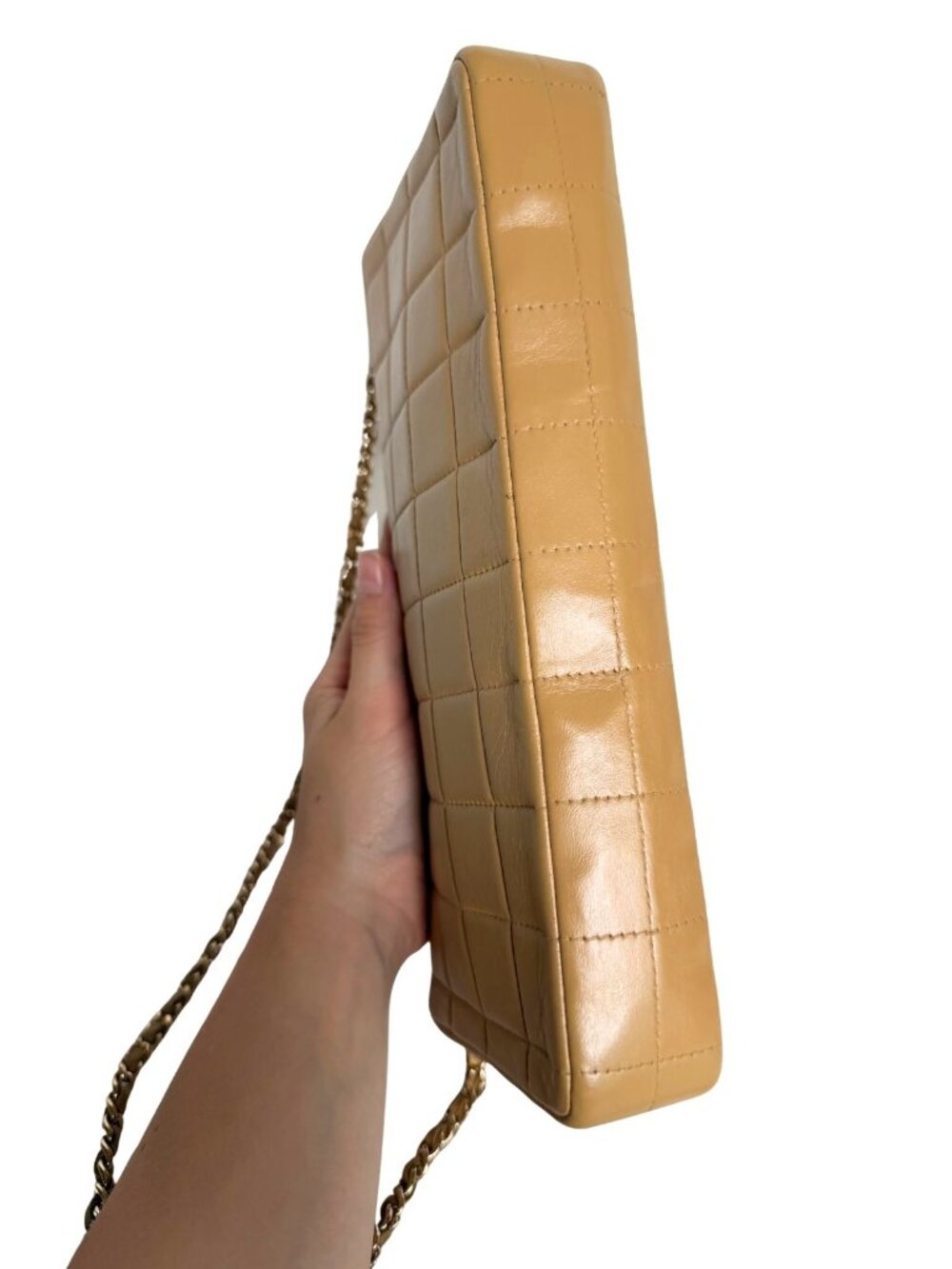 Authentic Vintage Chanel Beige Choco Bar Lambskin Chain Shoulder Bag - Picture 5 of 12